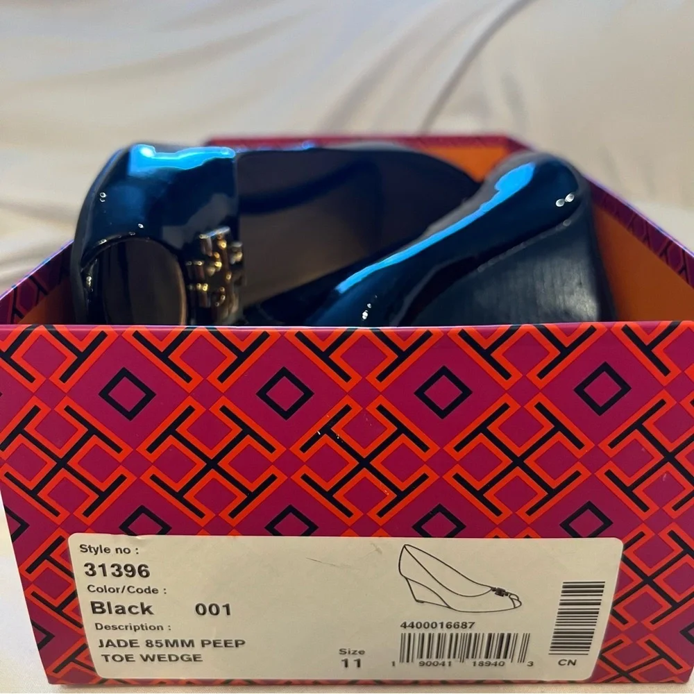 EUC Tory Burch‎ Wedge